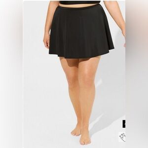 Torrid Swim Skirt With Pocket Shorts - Size 2